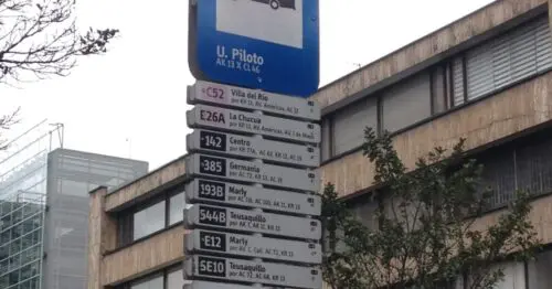 PARADERO SITP UNIVERSIDAD PILOTO  234A00